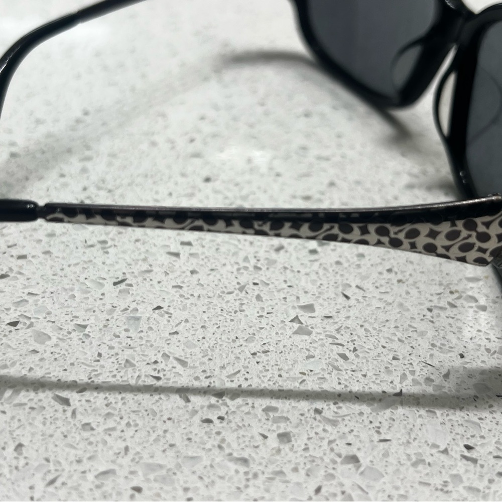 Coach Black Oval Women's Sunglasses - Picture 4 of 5